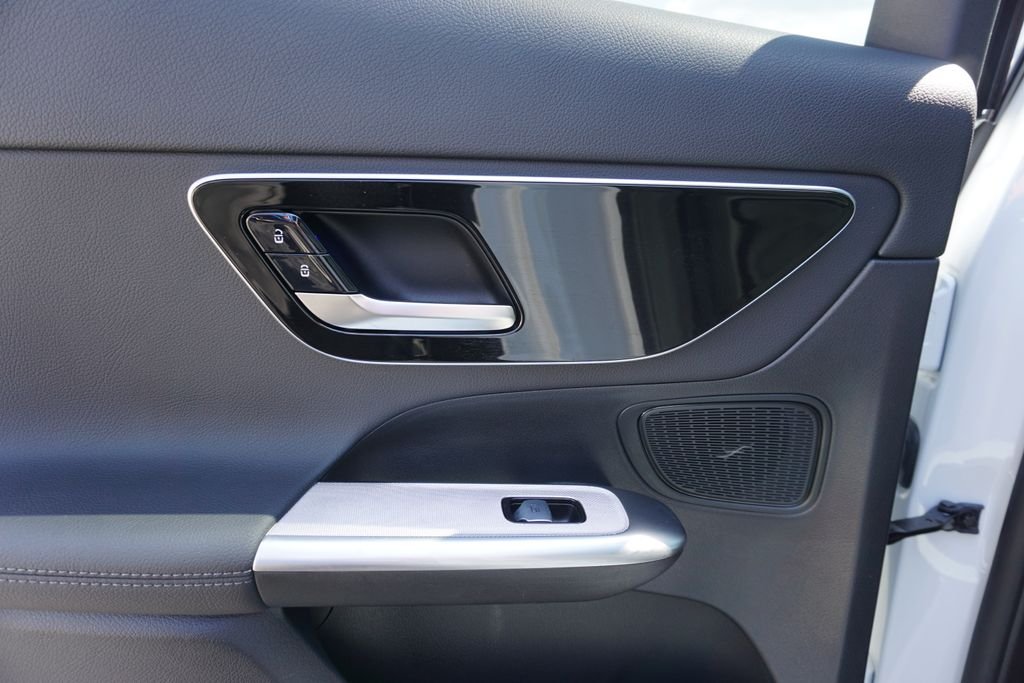 2025 Mercedes-Benz GLC Base - Photo 21