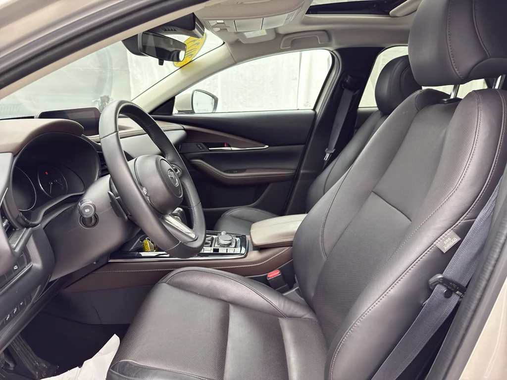 2023 Mazda CX-30 Premium - Photo 18