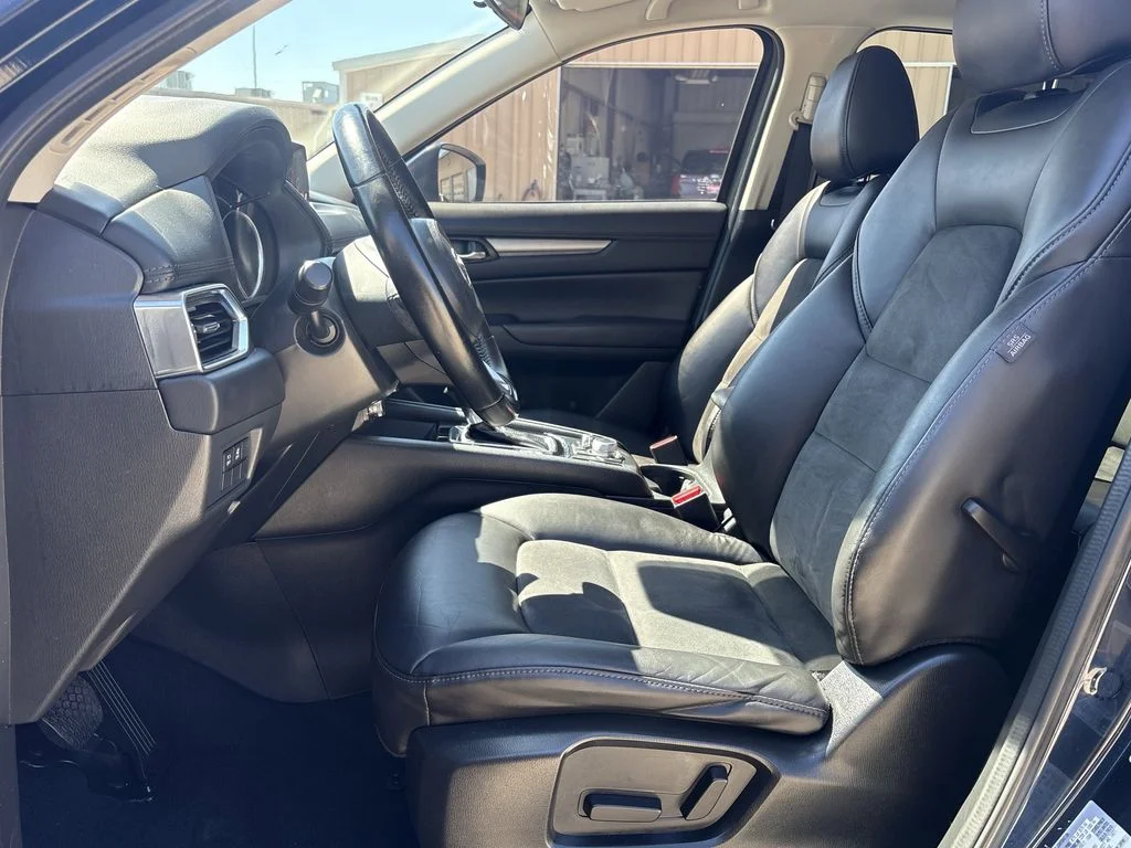 Used 2020 Deep Crystal Blue Mica Mazda Touring image 12