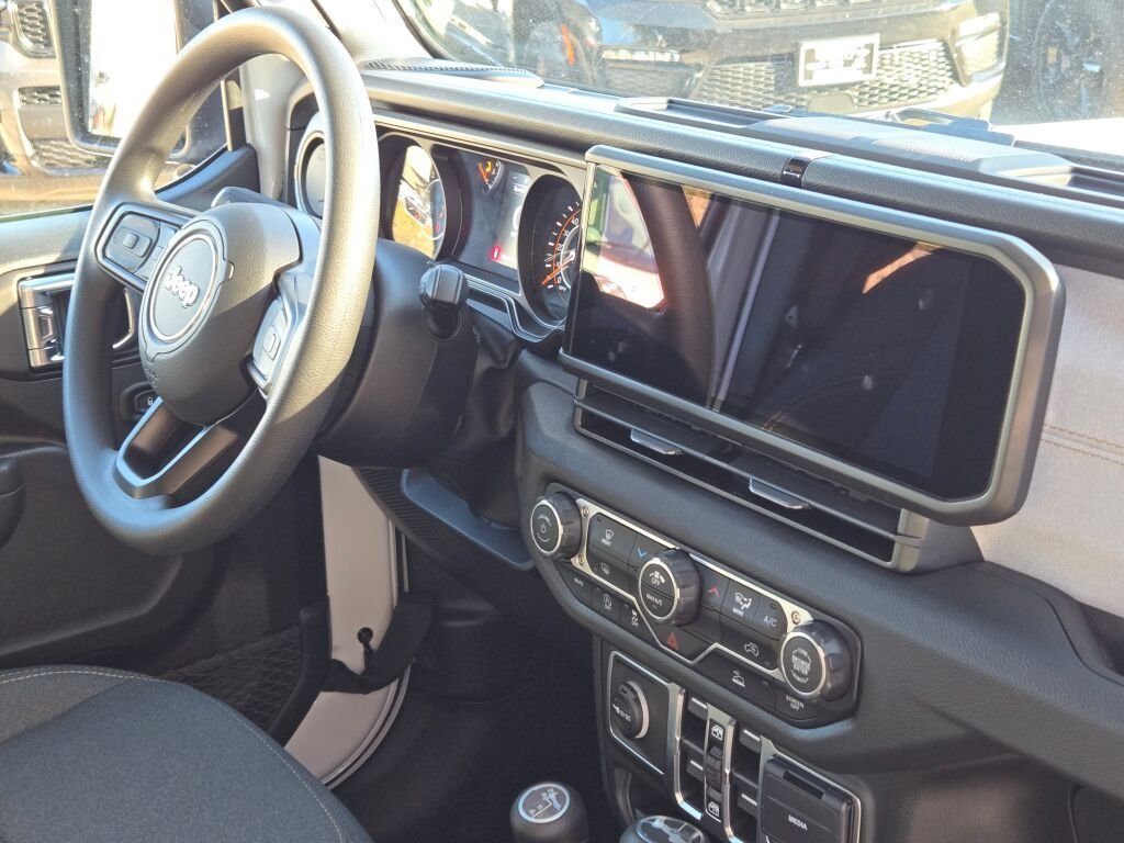 2026 Jeep Wrangler 4-Door Sport - Photo 8