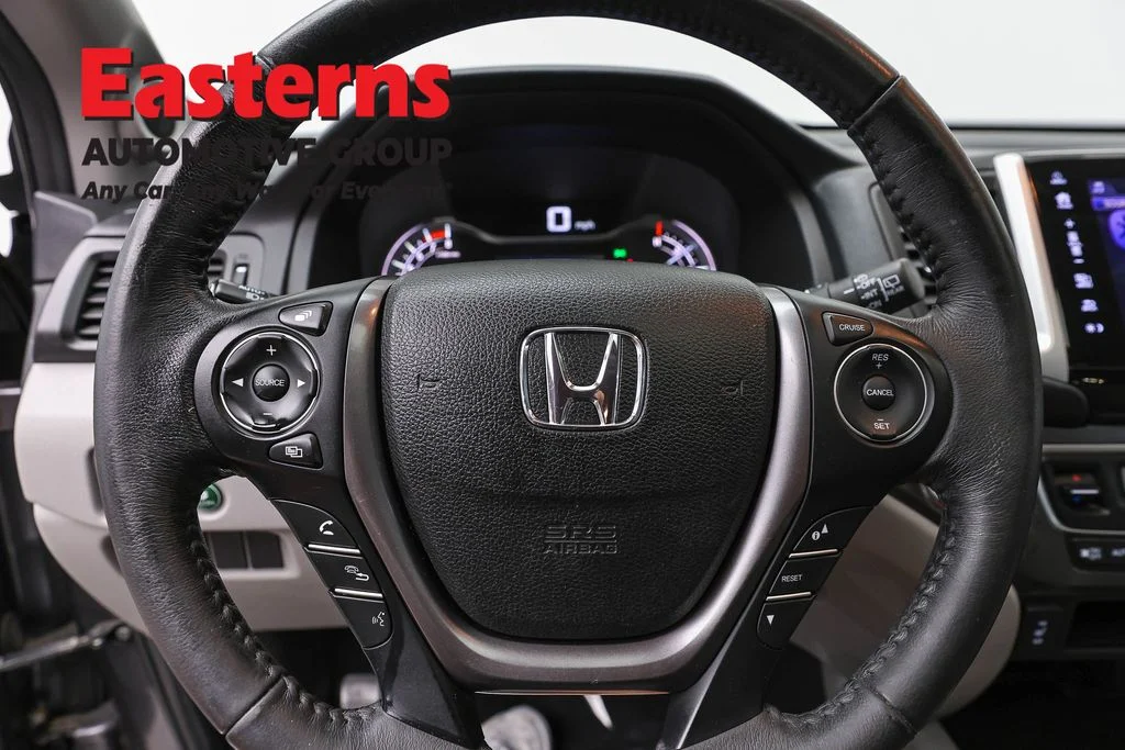 Used 2018 Gray Honda EX-L image 10
