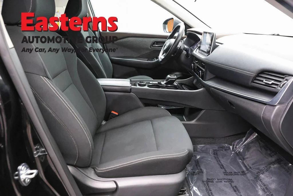 Used 2023 Black Nissan S image 25