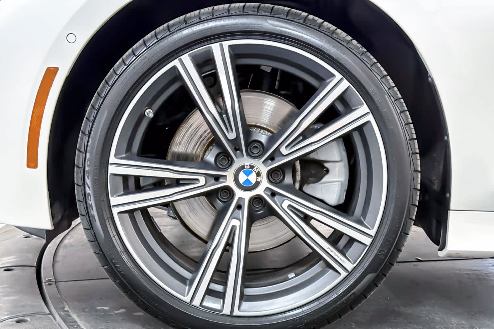 Used 2024 Mineral White Metallic BMW 330i xDrive image 26