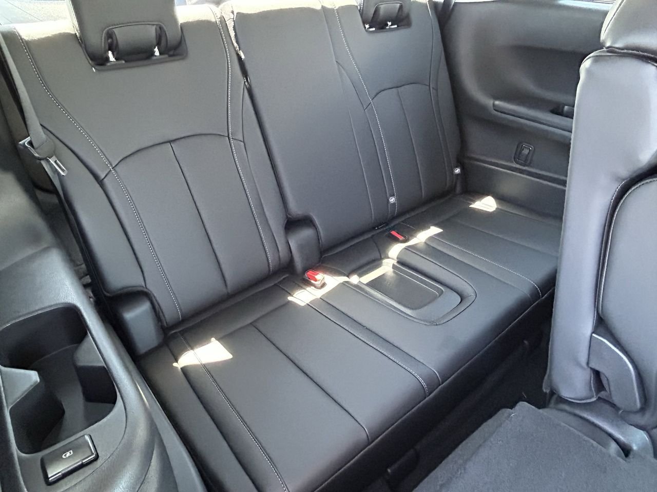 New 2027 HARBOR GRAY INFINITI LUXE image 12