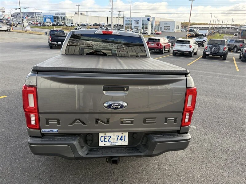 Used 2021 Grey Ford XLT image 15