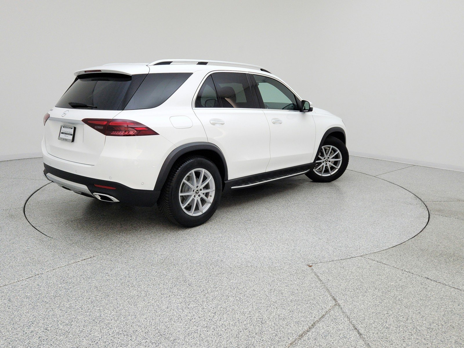 Certified Used 2026 Polar White Mercedes-Benz GLE 350 image 4