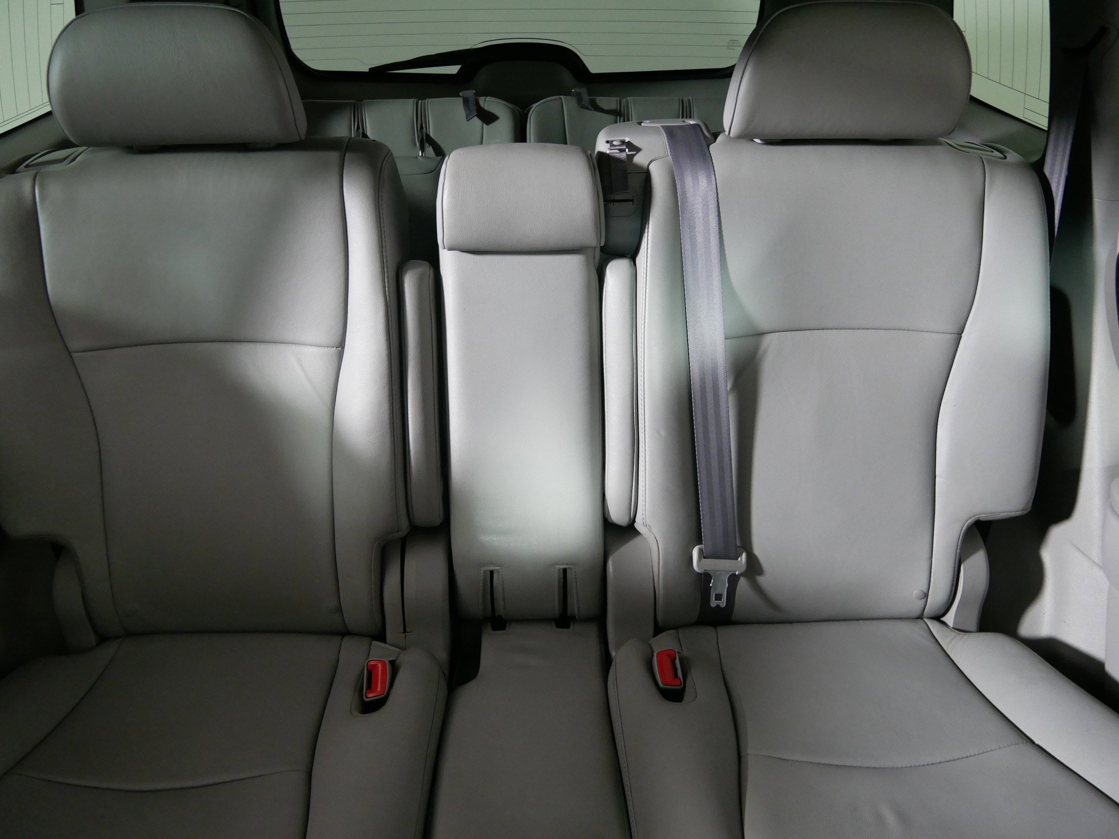 Used 2012 Blizzard Pearl Toyota SE image 13