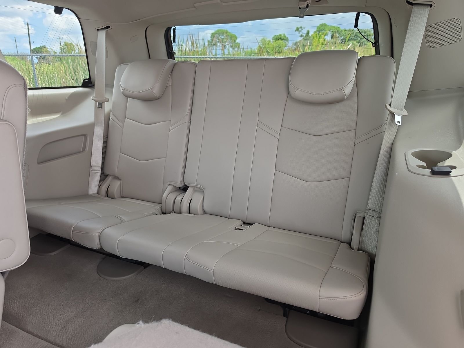 2020 Cadillac Escalade Premium Luxury - Photo 14