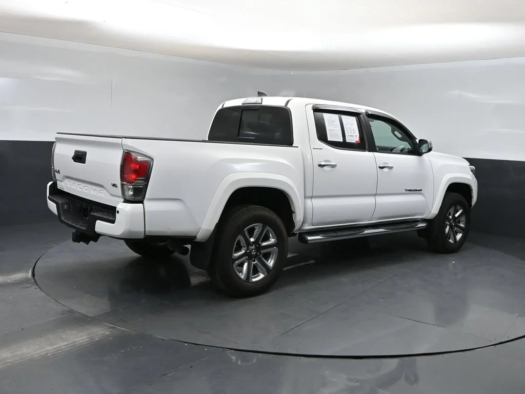 Used 2018 Super White Toyota Limited image 2