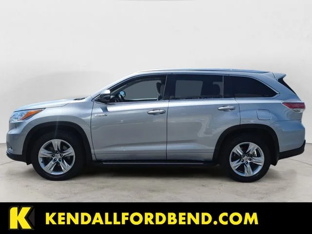 Used 2014 Silver Toyota Limited image 2