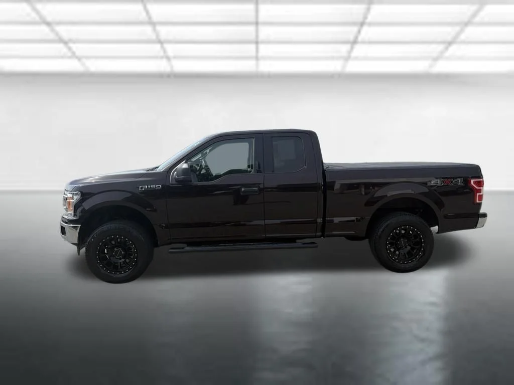 Used 2019 Red Ford XLT image 2