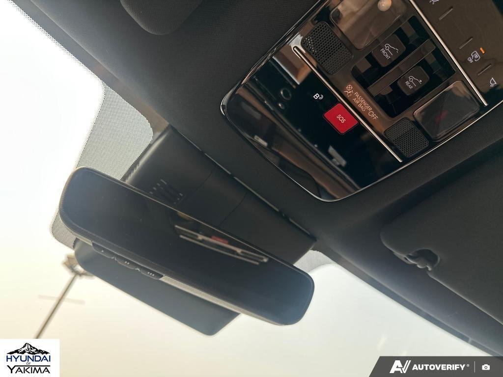 2026 Hyundai Santa Fe Limited - Photo 22