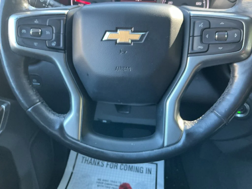 Used 2020 SHADOW GRAY METALLIC Chevrolet LT image 18
