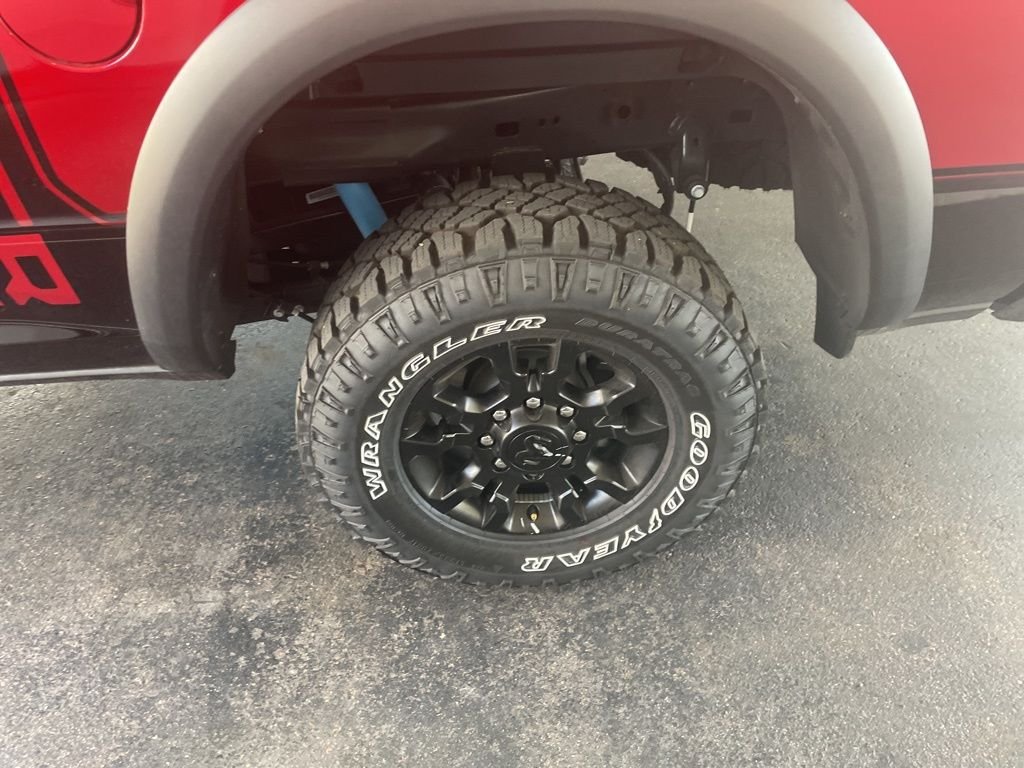 New 2026 Molten Red Pearl-Coat Exterior Paint RAM Power Wagon image 8
