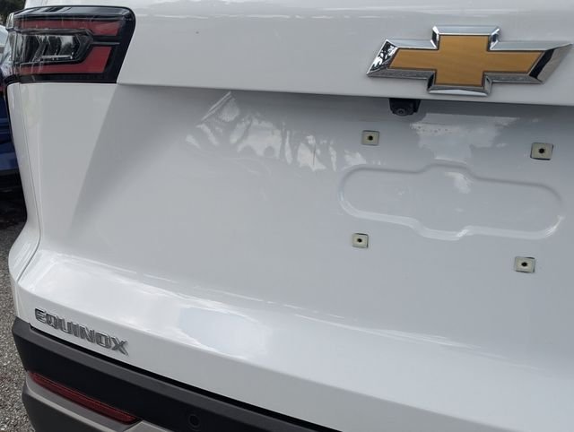 Used 2026 Summit White Chevrolet LT image 8