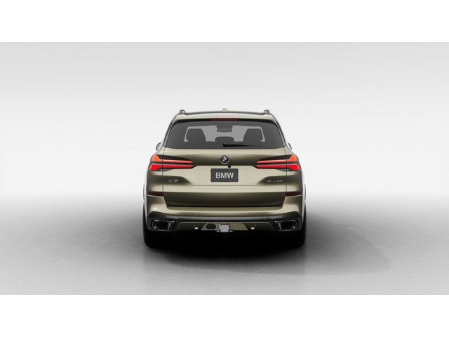 New 2026 Manhattan Green Metallic BMW sDrive40i image 5