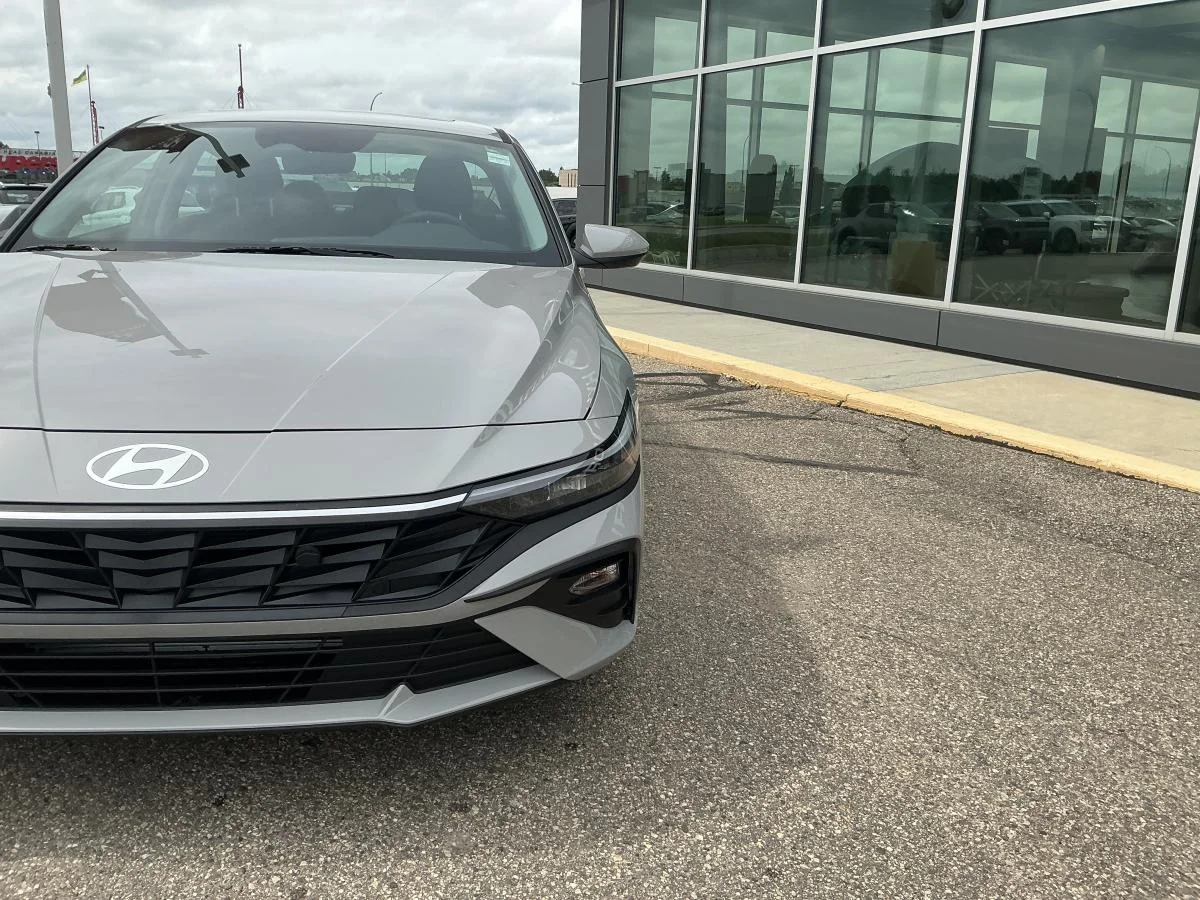 New 2026 Grey Hyundai Preferred image 9