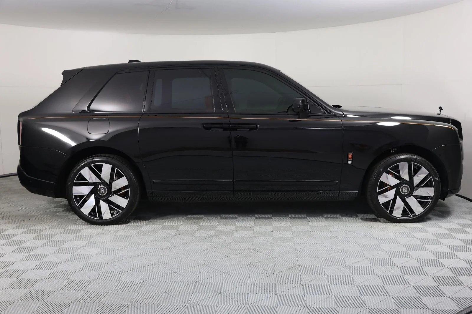 2025 Rolls-Royce Cullinan Base - Photo 8