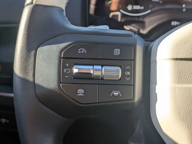New 2025 Currant Red Kia GT-Line Turbo image 25