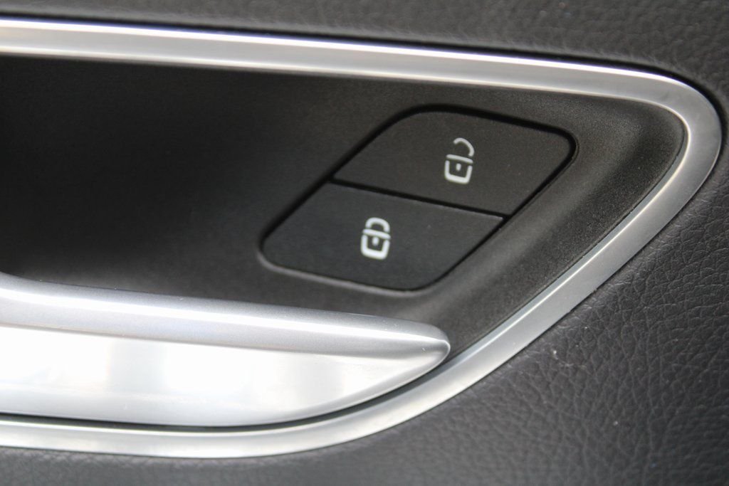 Used 2025 Black Mercedes-Benz GLE 450 image 20