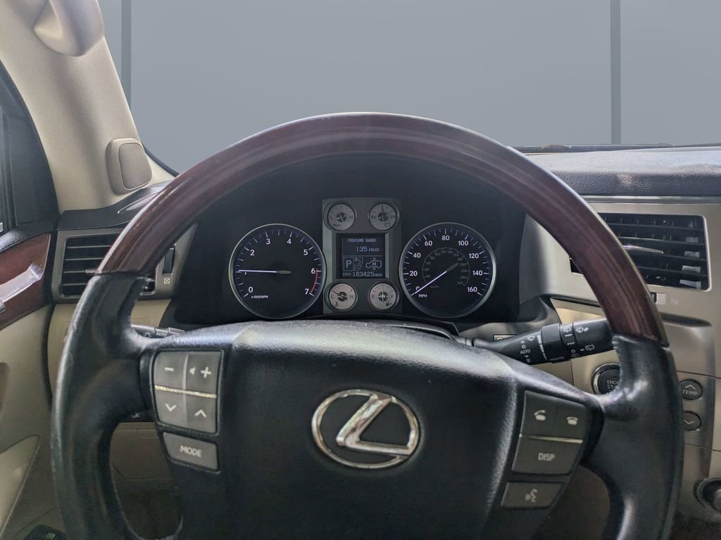 Used 2009 Black Lexus 570 image 30