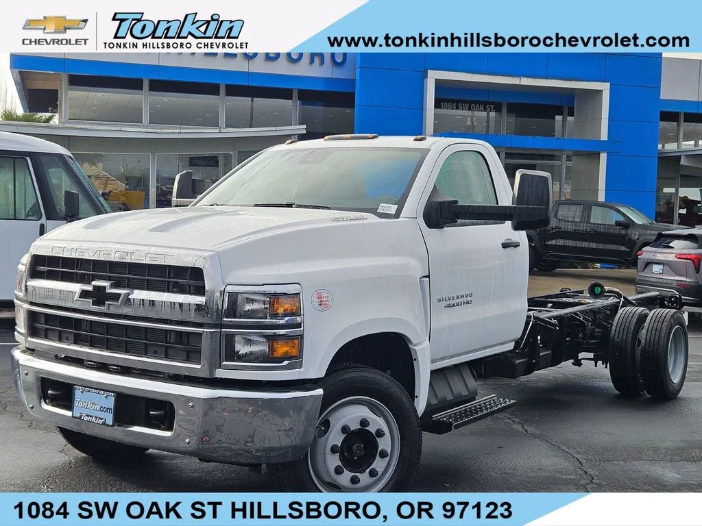 2025 Chevrolet Silverado 4500 HD Chassis Cab