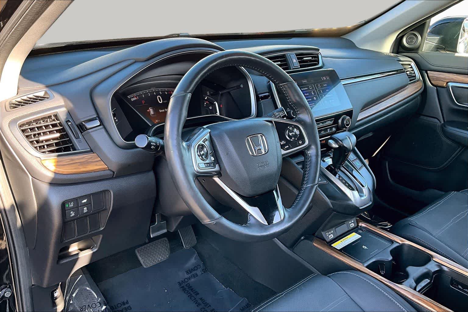 Used 2021 Crystal Black Pearl Honda Touring image 17
