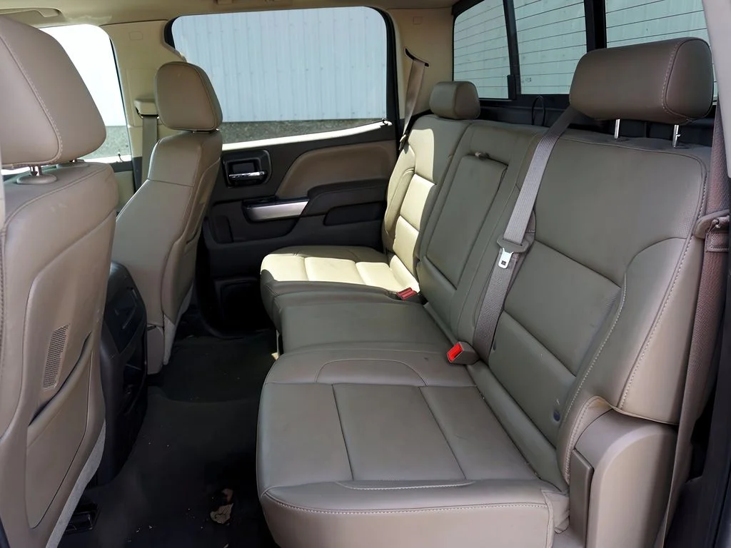 Used 2015 DEEP OCEAN BLUE METALLIC Chevrolet LTZ image 38