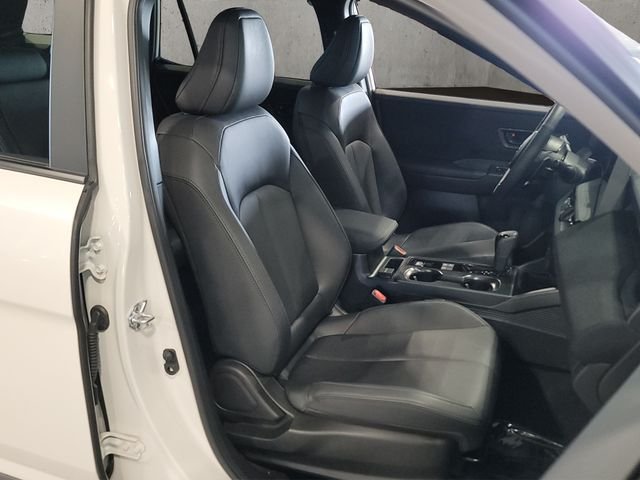 Used 2026 Crystal White Pearl Subaru Premium image 20