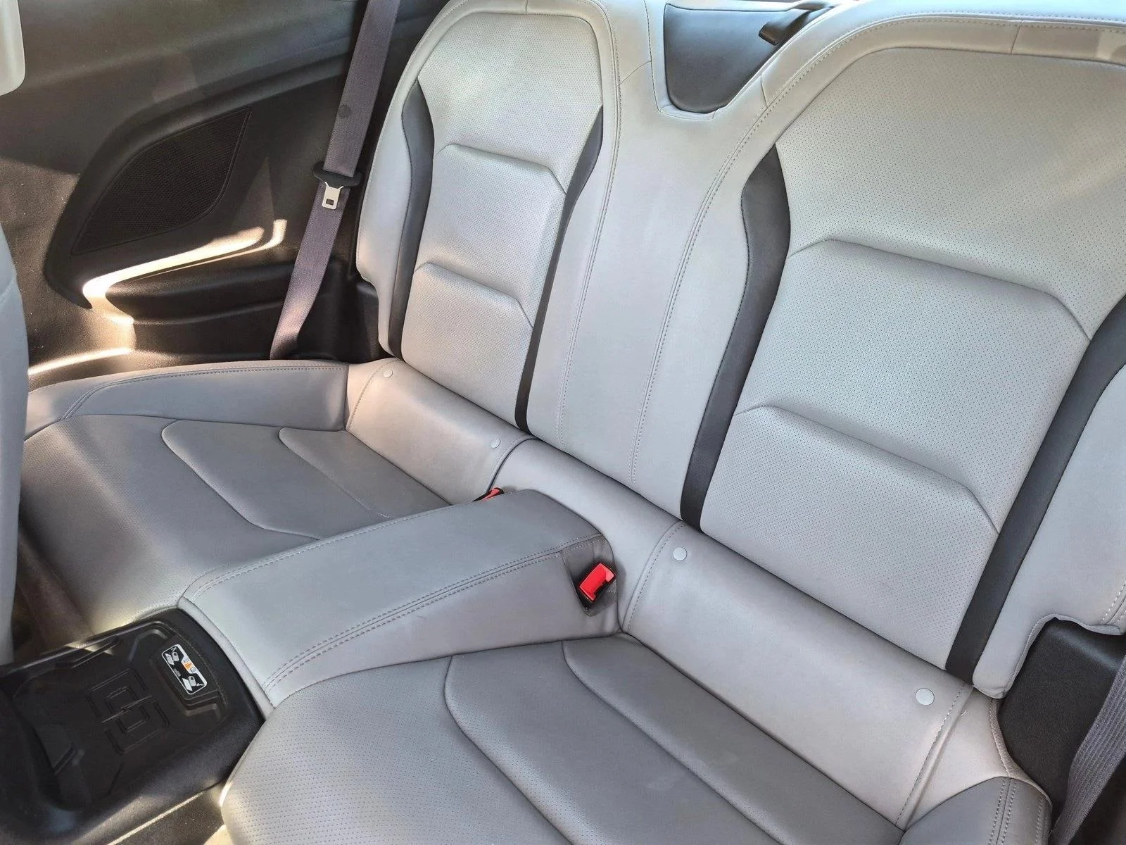 Used 2017 Hyper Blue Metallic Chevrolet 2SS image 15