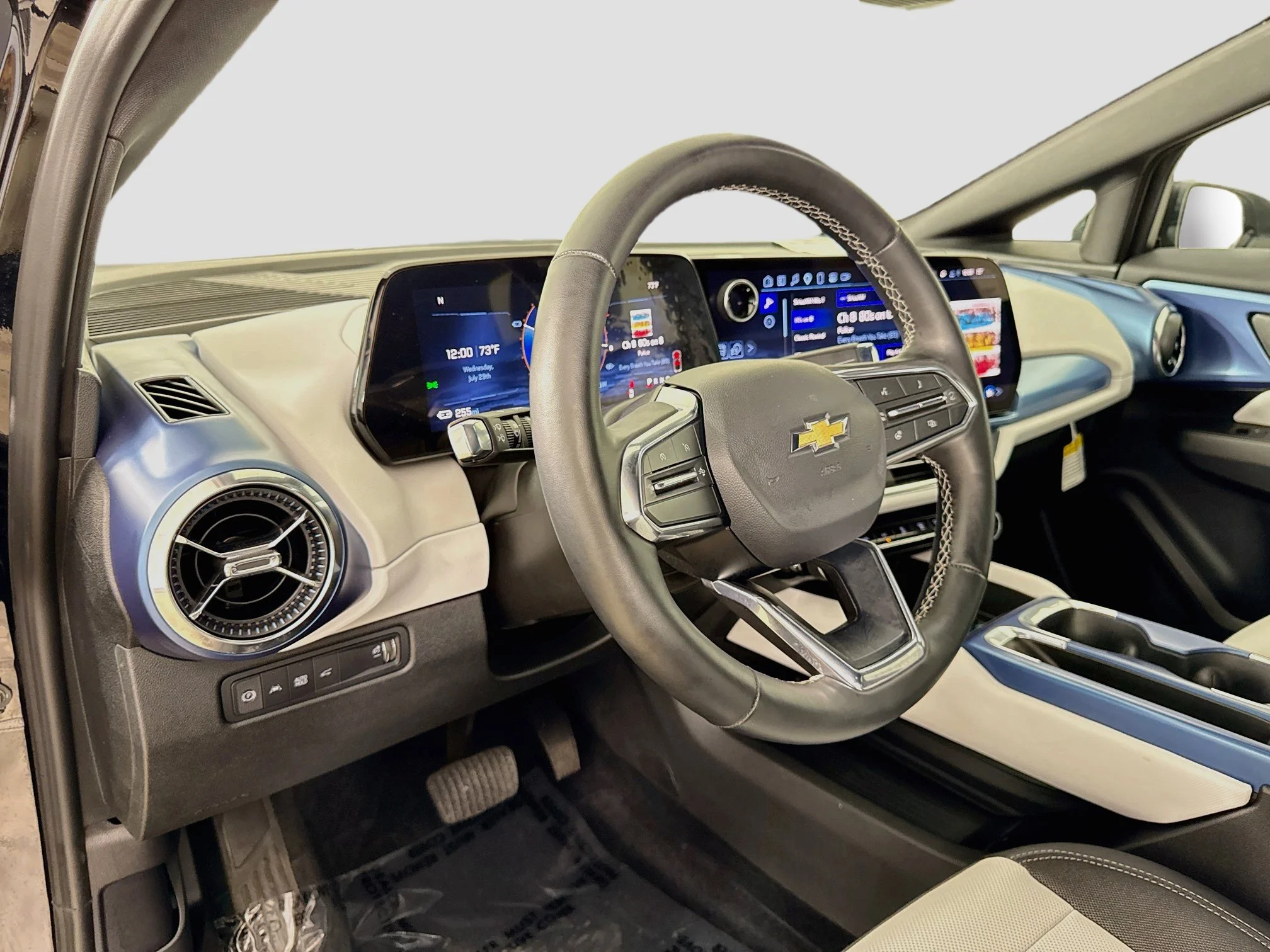 Used 2025 Black Chevrolet LT image 11