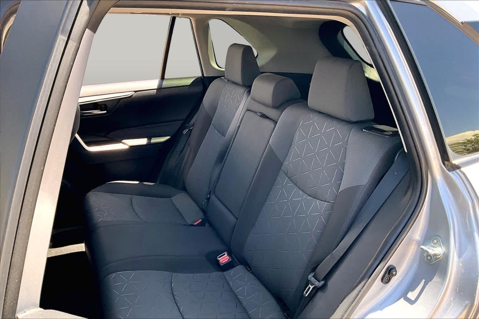 Used 2020 Silver Sky Metallic Toyota Hybrid XLE image 18