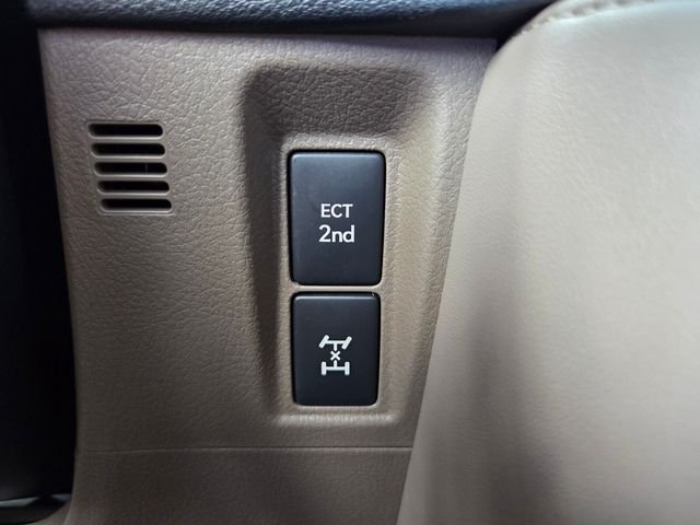 Certified Used 2022 BLACK Lexus 460 image 27