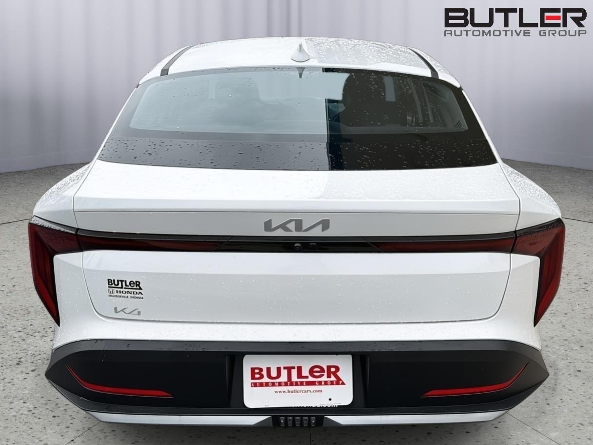 Used 2025 Snow White Pearl Kia LXS image 5
