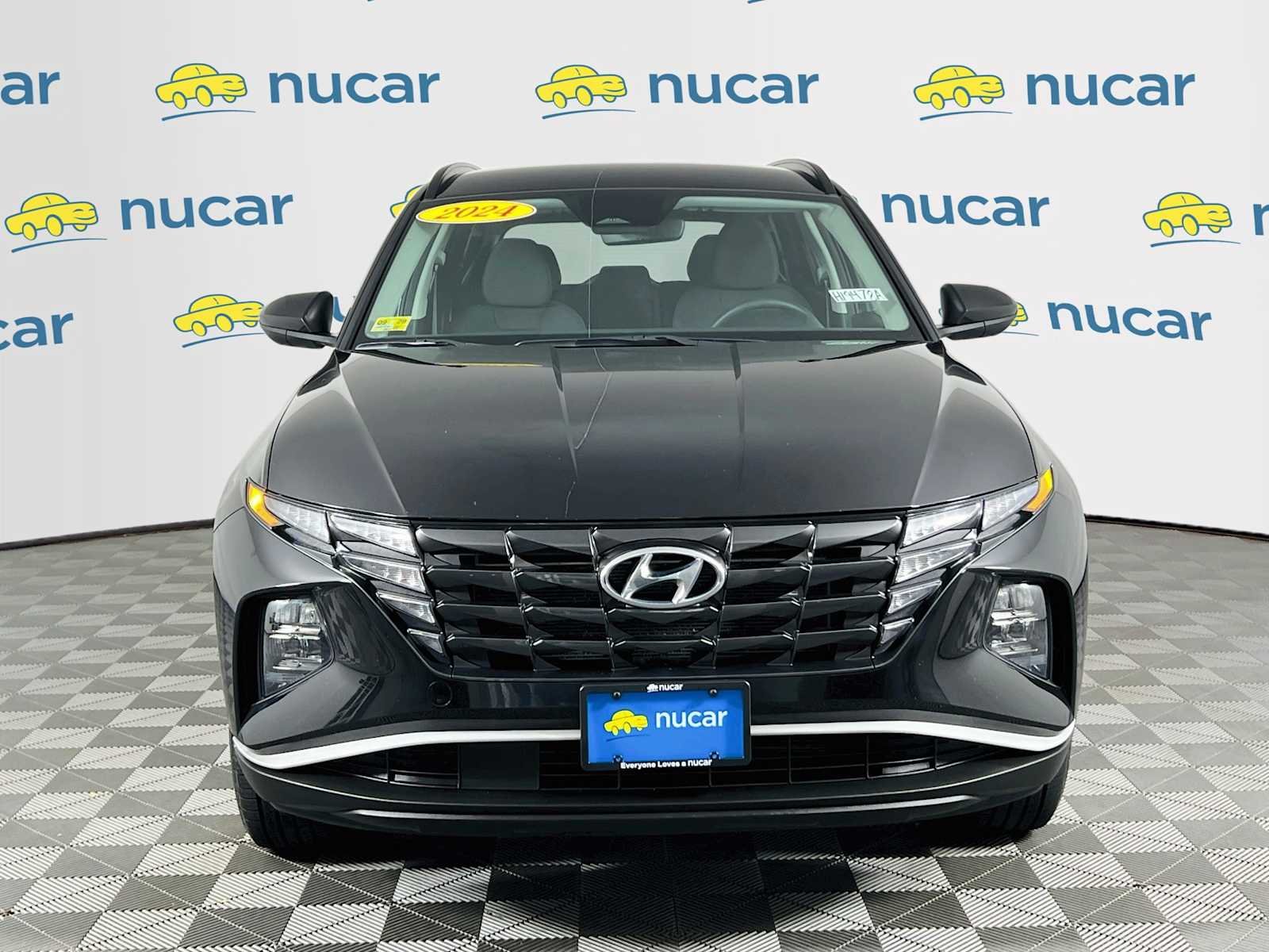 Used 2024 Black Pearl Hyundai SEL image 2