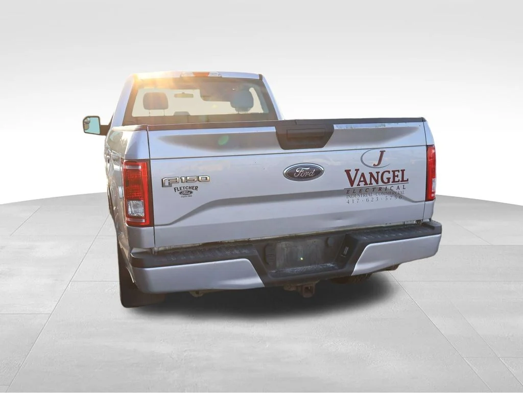 Used 2017 Silver Ford XL image 20