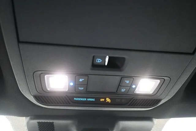 Certified Used 2022 White Metallic Ford XLT image 15