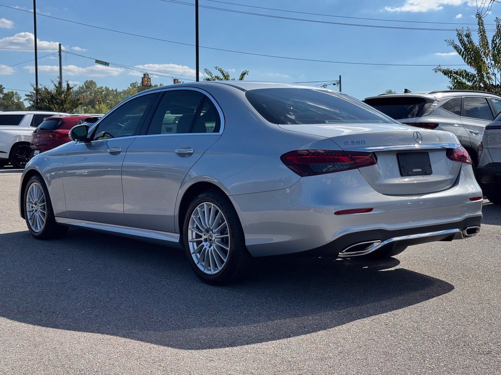 2022 Mercedes-Benz E-Class E350 - Photo 11