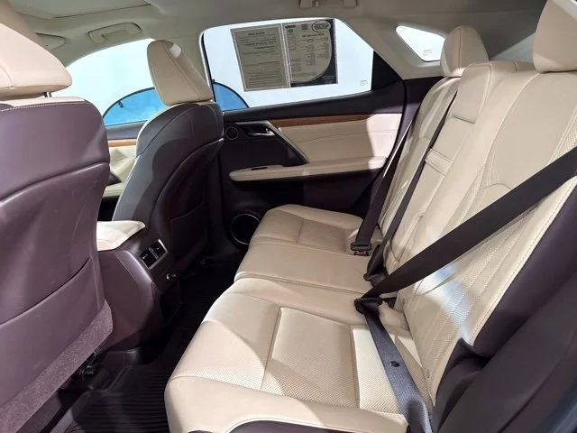 Used 2019  Lexus 350 image 16