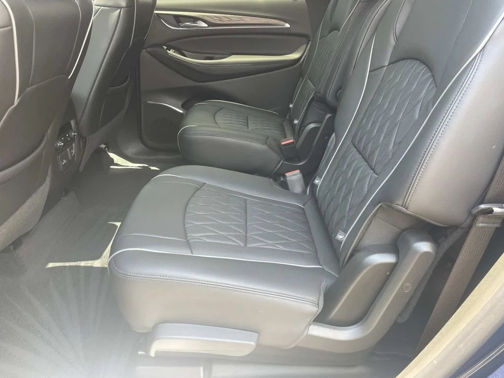 Used 2022 Blue Buick Avenir image 11