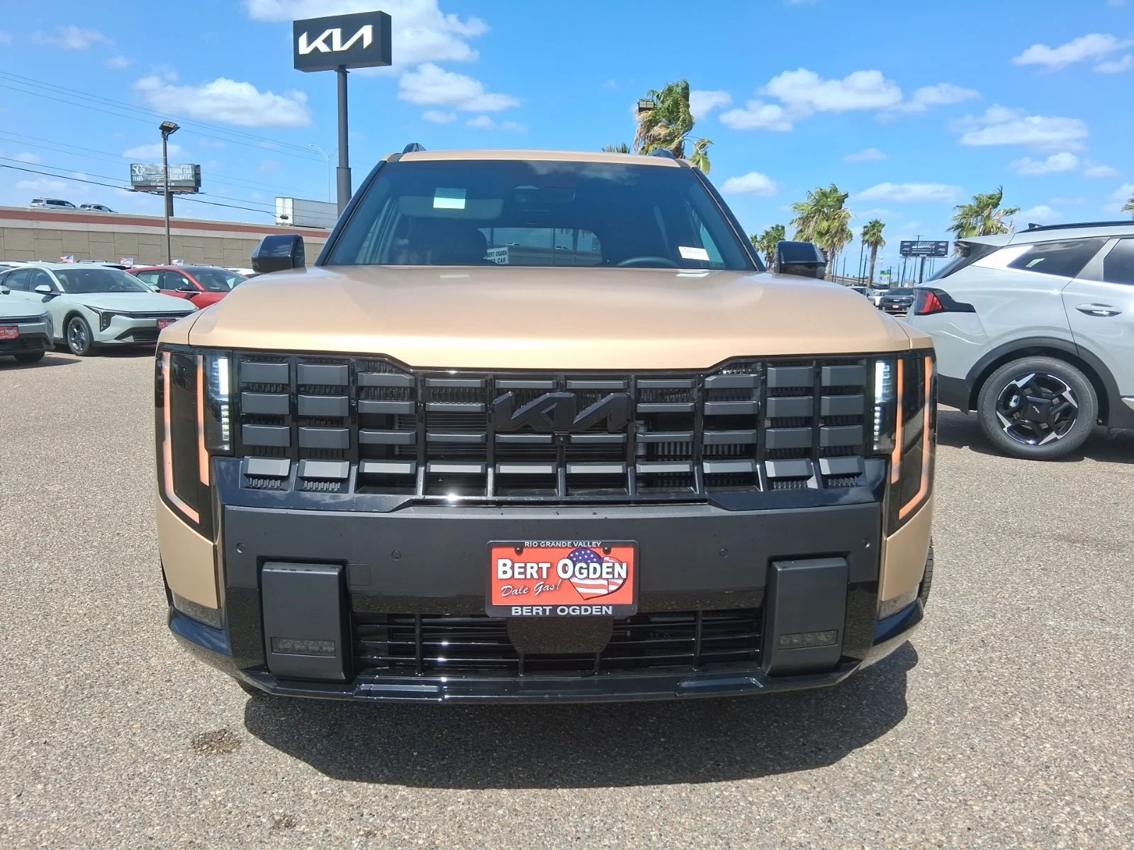 New 2027 Brown Kia X-Line SX image 2