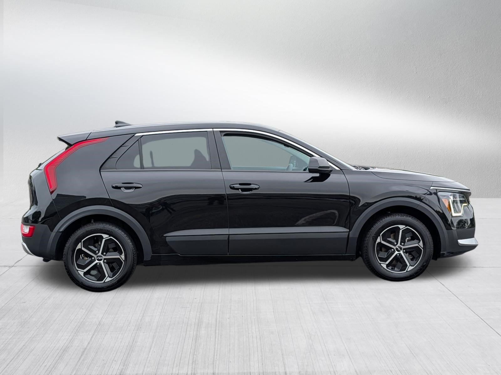 Certified 2023 Kia Niro LX with VIN KNDCP3LEXP5102274 for sale in Bloomington, Minnesota