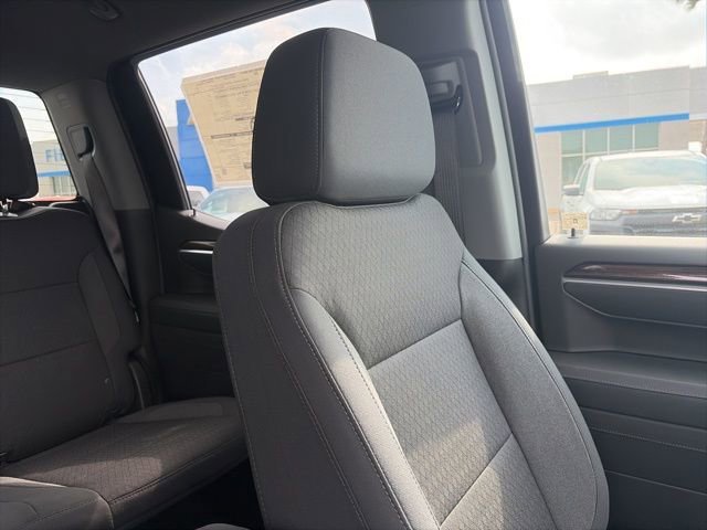 New 2026 Sterling Gray Metallic Chevrolet LT image 17