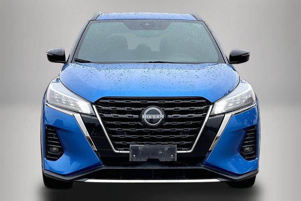 Used 2023 Blue Nissan SR image 3