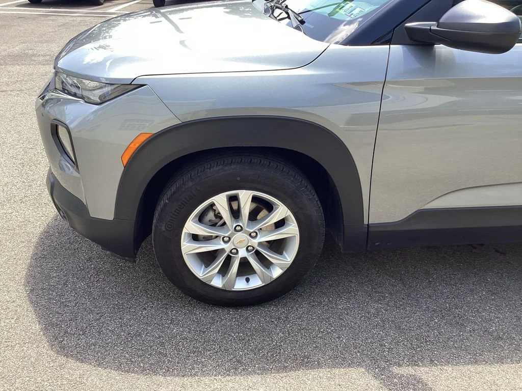 Used 2023 Sterling Gray Metallic Chevrolet LS image 25