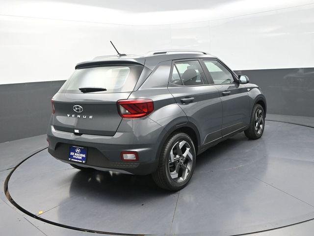 New 2026 Gray Hyundai SEL image 8