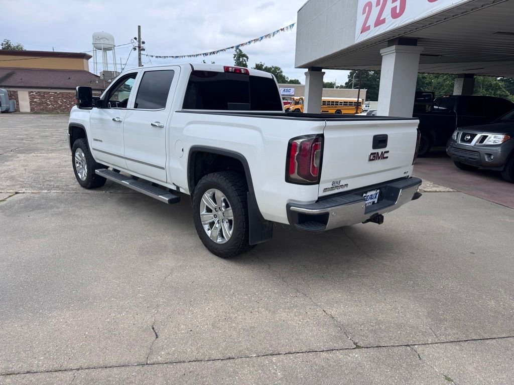 Used 2018 White GMC SLT image 3