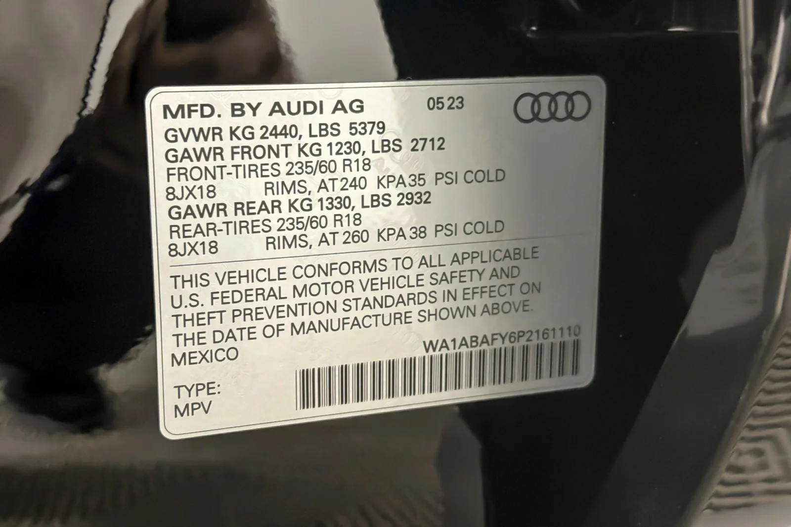 Used 2023 Brilliant Black Audi Premium 40 TFSI quattro image 27