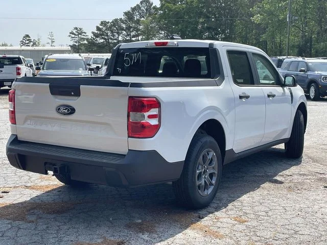 New 2026 White Ford XLT image 3