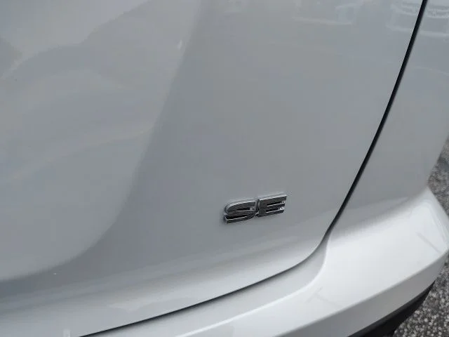 New 2026 White Mitsubishi SE image 34